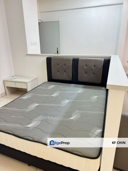 Univillage student studio bedroom for rent , Selangor, Semenyih