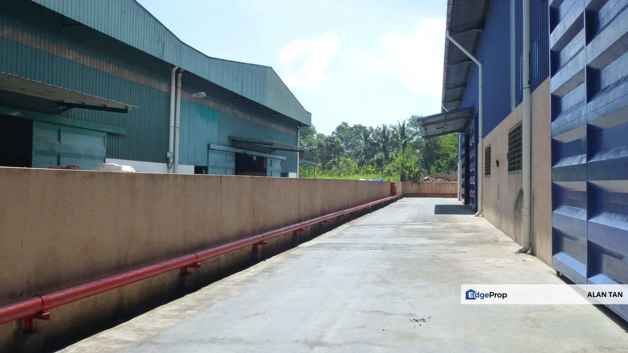 Large Semi Detached Factory Kundang Jaya, Kuang, Sg Buloh, Selangor, Rawang