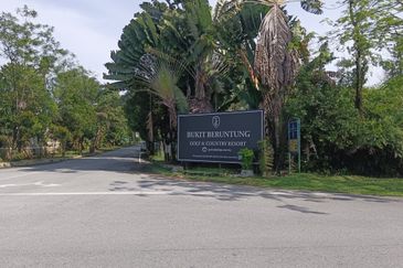 Very Nice Bangalow land at Bkt Beruntung Golf Course, Rawang