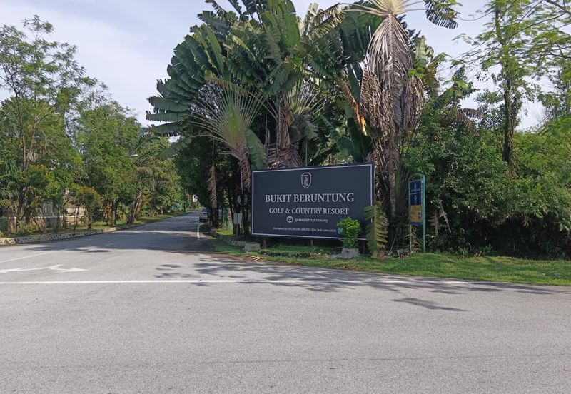 Very Nice Bangalow land at Bkt Beruntung Golf Course, Rawang