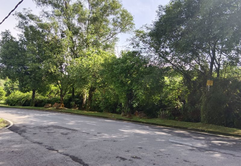 Very Nice Bangalow land at Bkt Beruntung Golf Course, Rawang