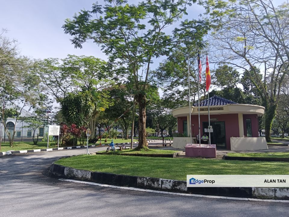 Bangalow land at Bkt Beruntung Golf Course, Rawang, Selangor, Hulu Selangor