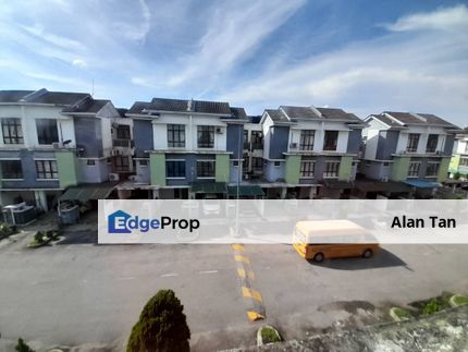 Park Villa Townhouse Nice Unit, Bukit Puchong, Selangor, Puchong