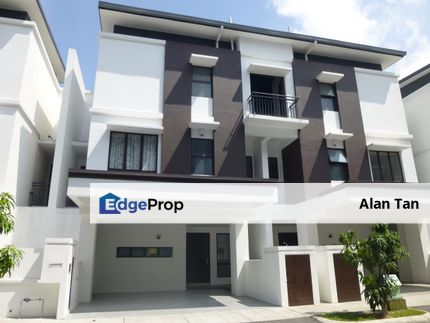 3 Storey Superlink House, Cahaya SPK Shah Alam, Selangor, Shah Alam