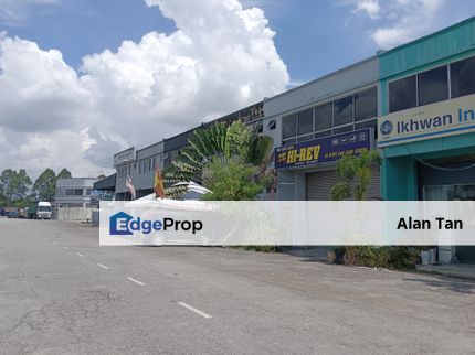 1.5 Storey Terrace Factory Serendah Rawang Near Perodua, Selangor, Rawang