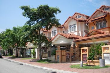 Jalan Spektrum U16 @ Taman Bukit Subang