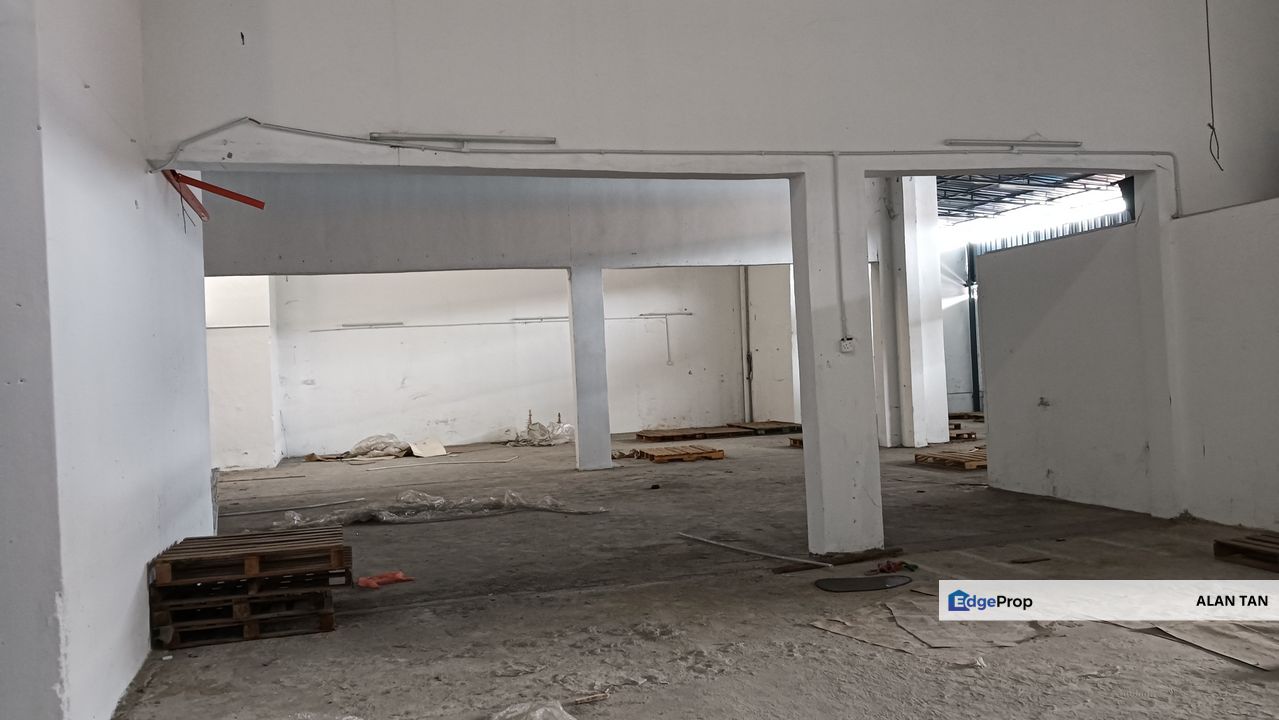 Two (2) Storey Link Factory 3 units Side by Side, Bandar Bukit Beruntung, Selangor, Rawang