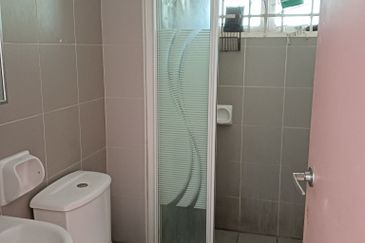 Opulenia @ Denai Alam