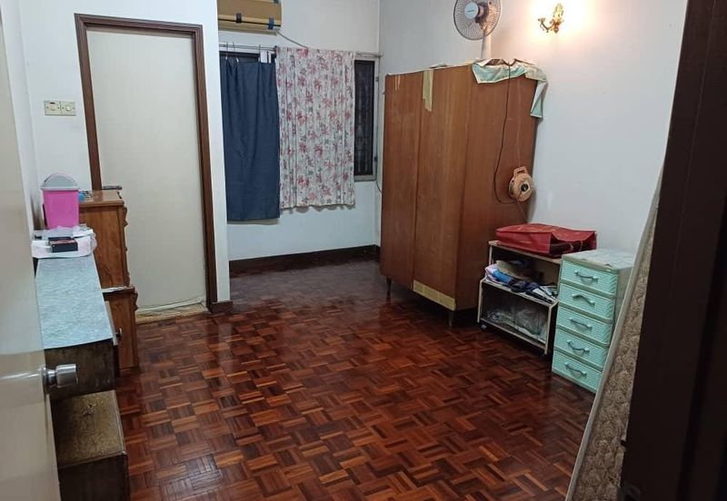 Happy Garden (Taman Gembira)