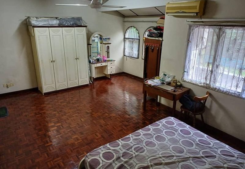 Happy Garden (Taman Gembira)