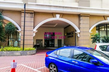 Pinnacle, Petaling Jaya