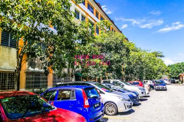 Rumah Pangsa Impian, Bandar Saujana Putra