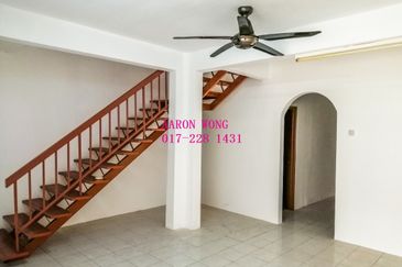 Taman Pinggiran Putra