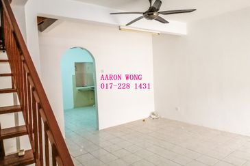 Taman Pinggiran Putra