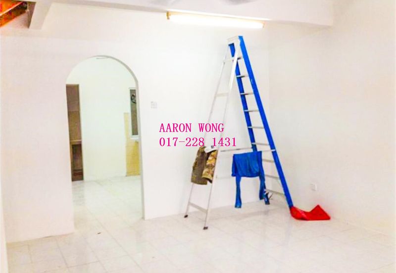 Taman Pinggiran Putra