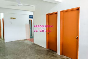 Pangsapuri Seri Mas, Taman Pinggiran Putra