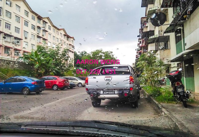 Glen Court, Bandar Sungai Long