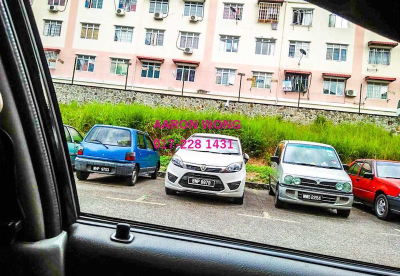 Glen Court, Bandar Sungai Long