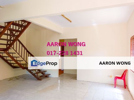 End Lot with 10 Feet Extra Land, Total Land width is 30 Feet, Selangor, Seri Kembangan