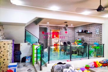 SL2, Bandar Sungai Long