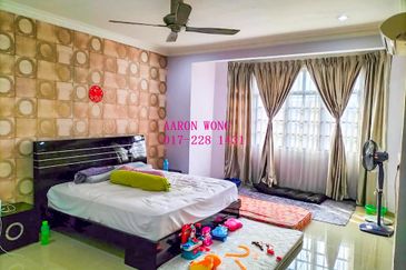 SL2, Bandar Sungai Long