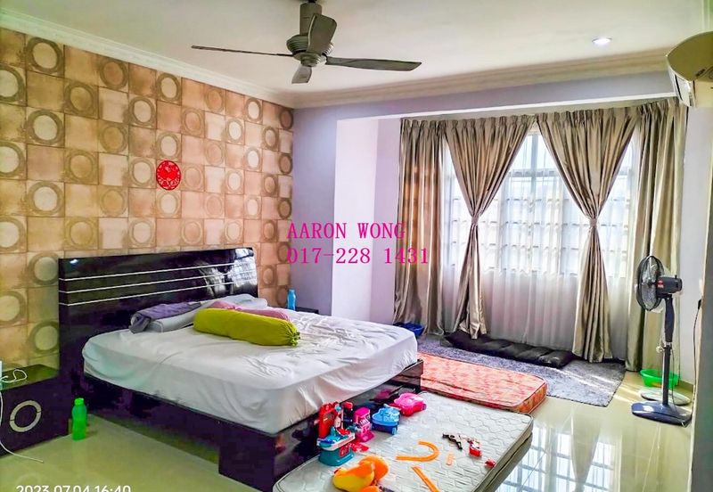 SL2, Bandar Sungai Long