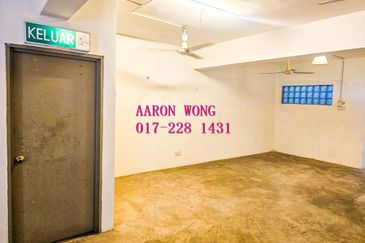 [1st Floor Office] Jalan Bunga Pekan 2, Banting, Selangor