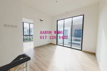 Country Garden Diamond City