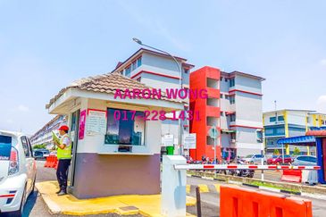 Rumah Pangsa Impian, Bandar Saujana Putra