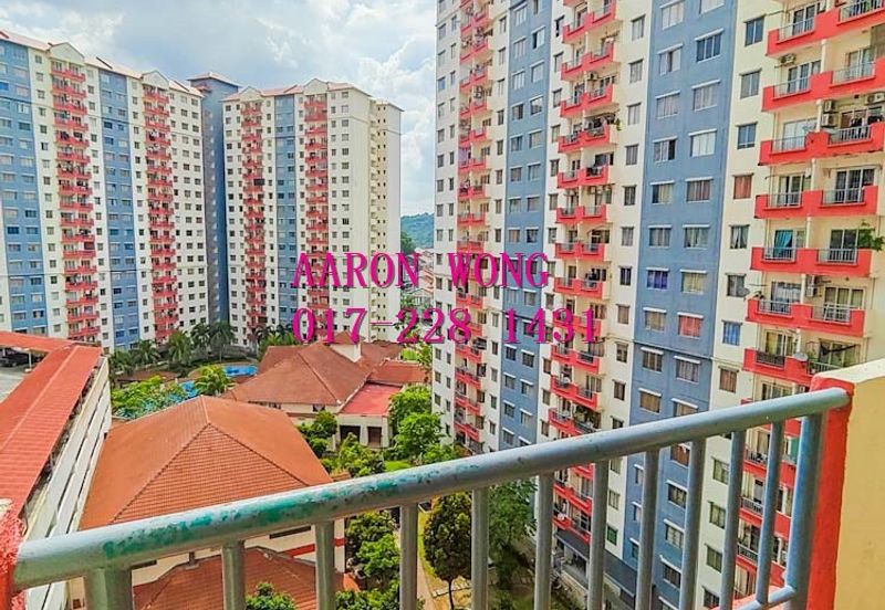 Vista Pinggiran, Taman Pinggiran Putra