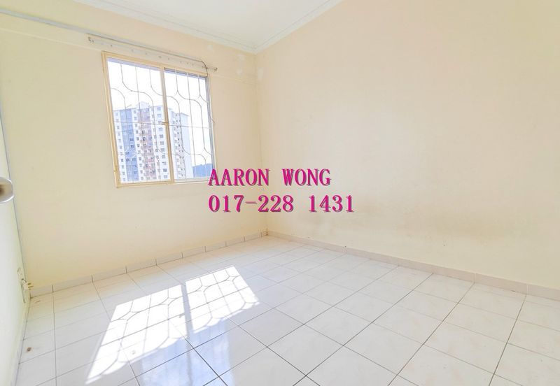 Vista Pinggiran, Taman Pinggiran Putra