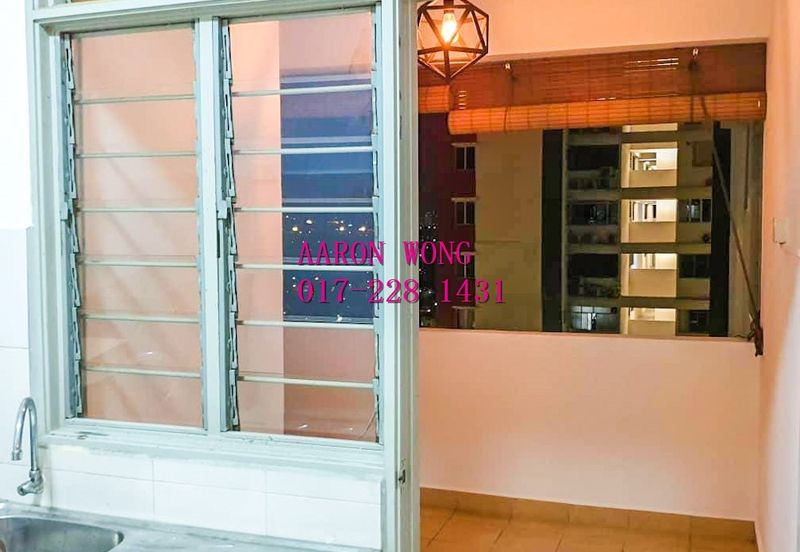 Main Place Residence