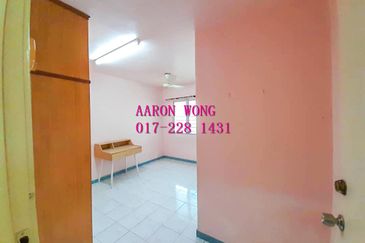 Desa Seri Puteri B Apartment, Desa Petaling, Kuala Lumpur