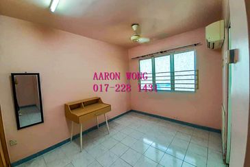 Desa Seri Puteri B Apartment, Desa Petaling, Kuala Lumpur