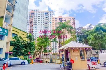 Desa Seri Puteri B Apartment, Desa Petaling, Kuala Lumpur
