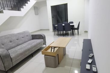 Robin @ Bandar Rimbayu