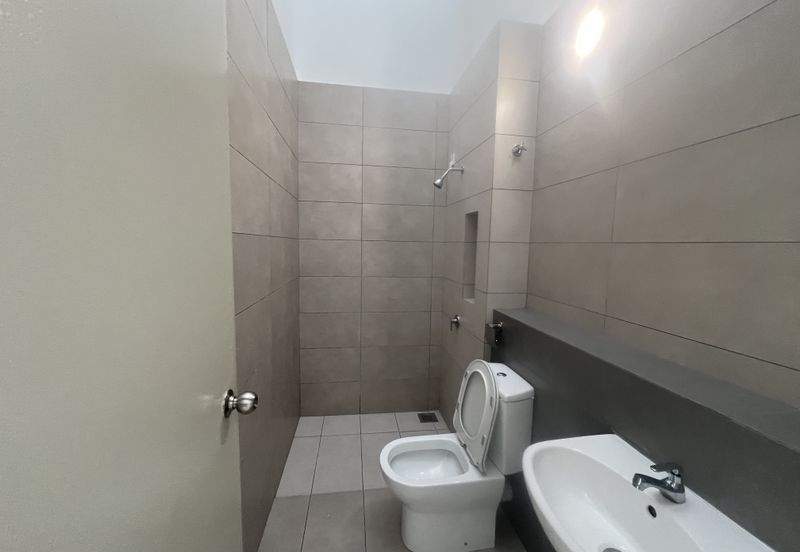 Robin @ Bandar Rimbayu