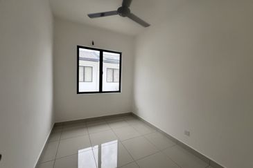 Robin @ Bandar Rimbayu