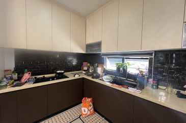 Robin @ Bandar Rimbayu