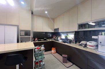 Robin @ Bandar Rimbayu