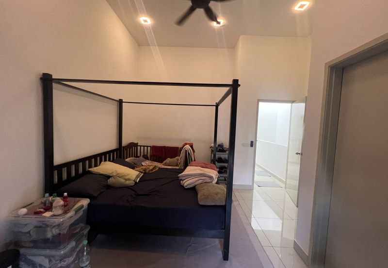 Robin @ Bandar Rimbayu