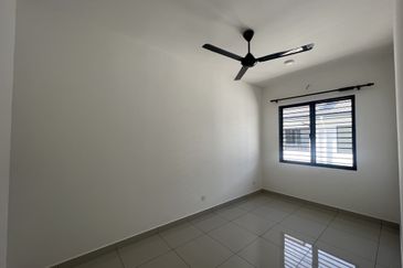 Robin @ Bandar Rimbayu