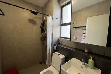 Robin @ Bandar Rimbayu