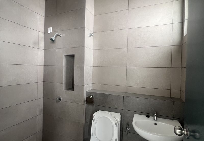 Robin @ Bandar Rimbayu