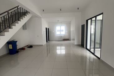 Robin @ Bandar Rimbayu