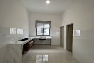 Robin @ Bandar Rimbayu