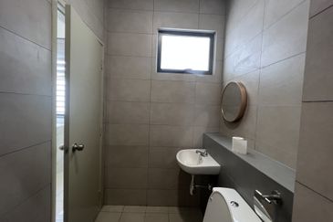 Robin @ Bandar Rimbayu