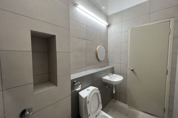 Robin @ Bandar Rimbayu