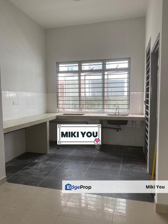 Perennia 2 storey terrace house, bandar rimbayu , move in condition , Selangor, Telok Panglima Garang