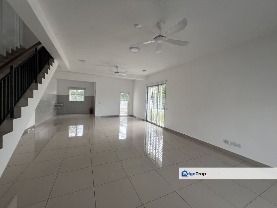 Starling endlot, Partly furnish, 2 storey terrace house for rent. Bandar rimbayu , Selangor, Jenjarom